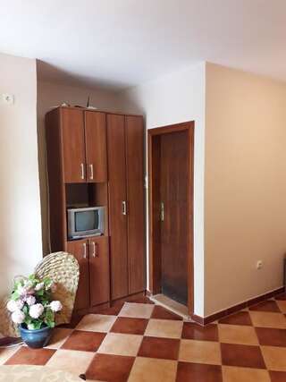 Апартаменты Apartments Ant Будва Апартаменты с 1 спальней-11